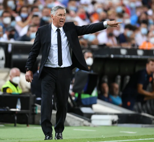 Real Madrid lên ngôi đầu LaLiga, Ancelotti hết lòng khen ngợi các học trò